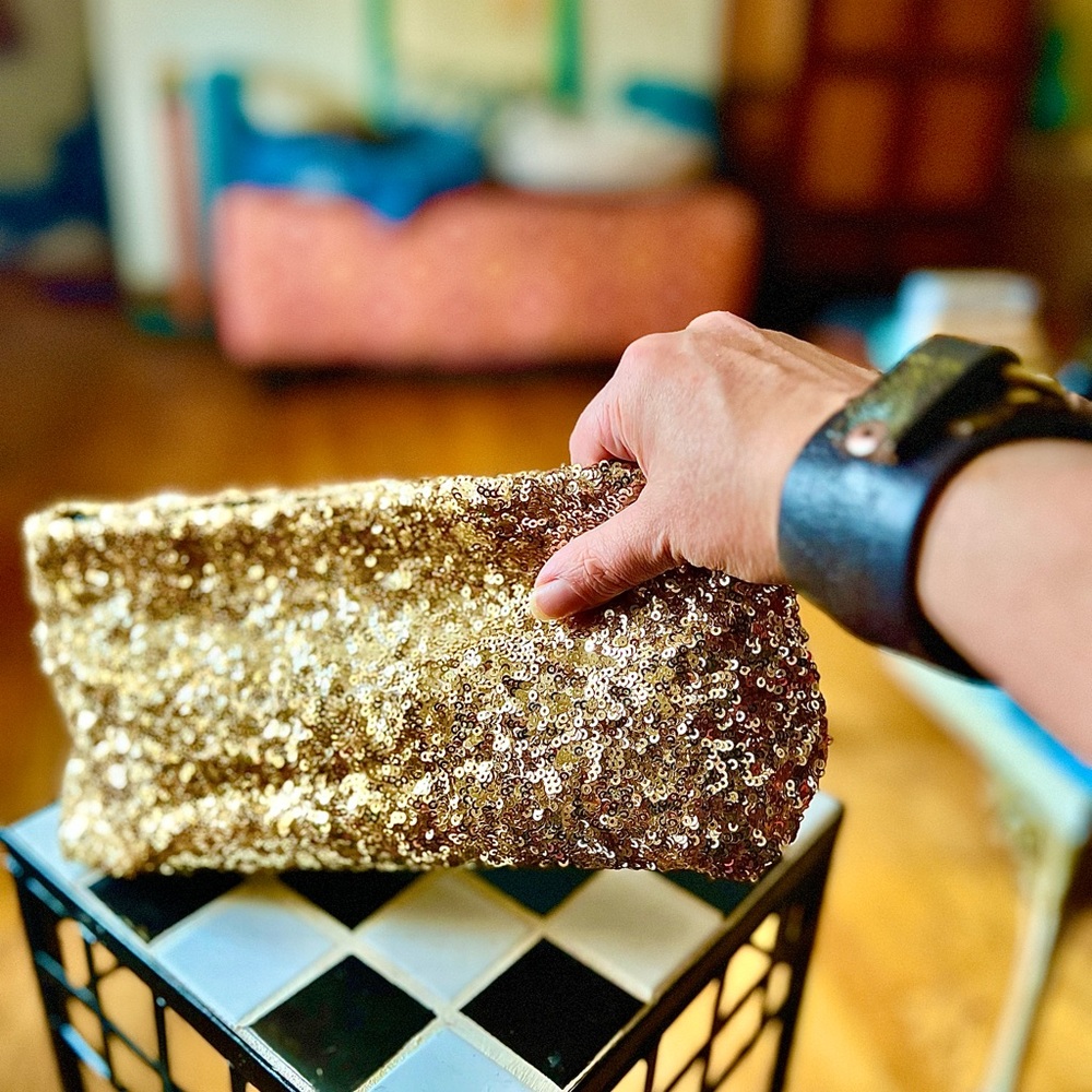 Victoria’s Secret Gold Sequin Clutch - Picture 3 of 16